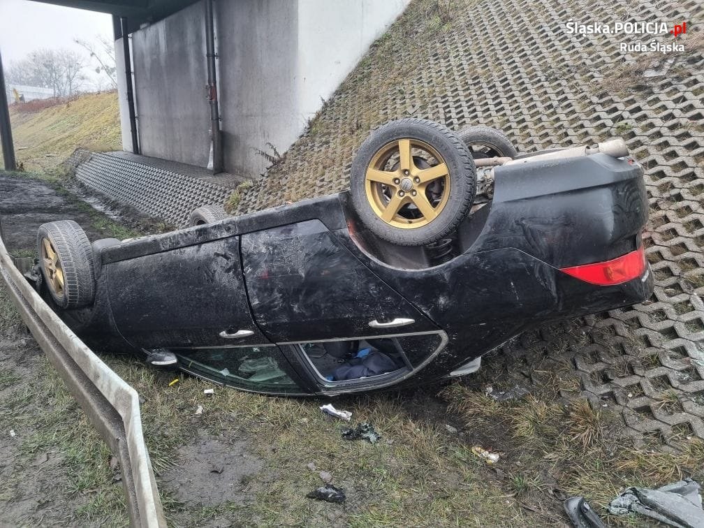 Na szczęście kobieta i jej córka nie odniosły poważnych obrażeń