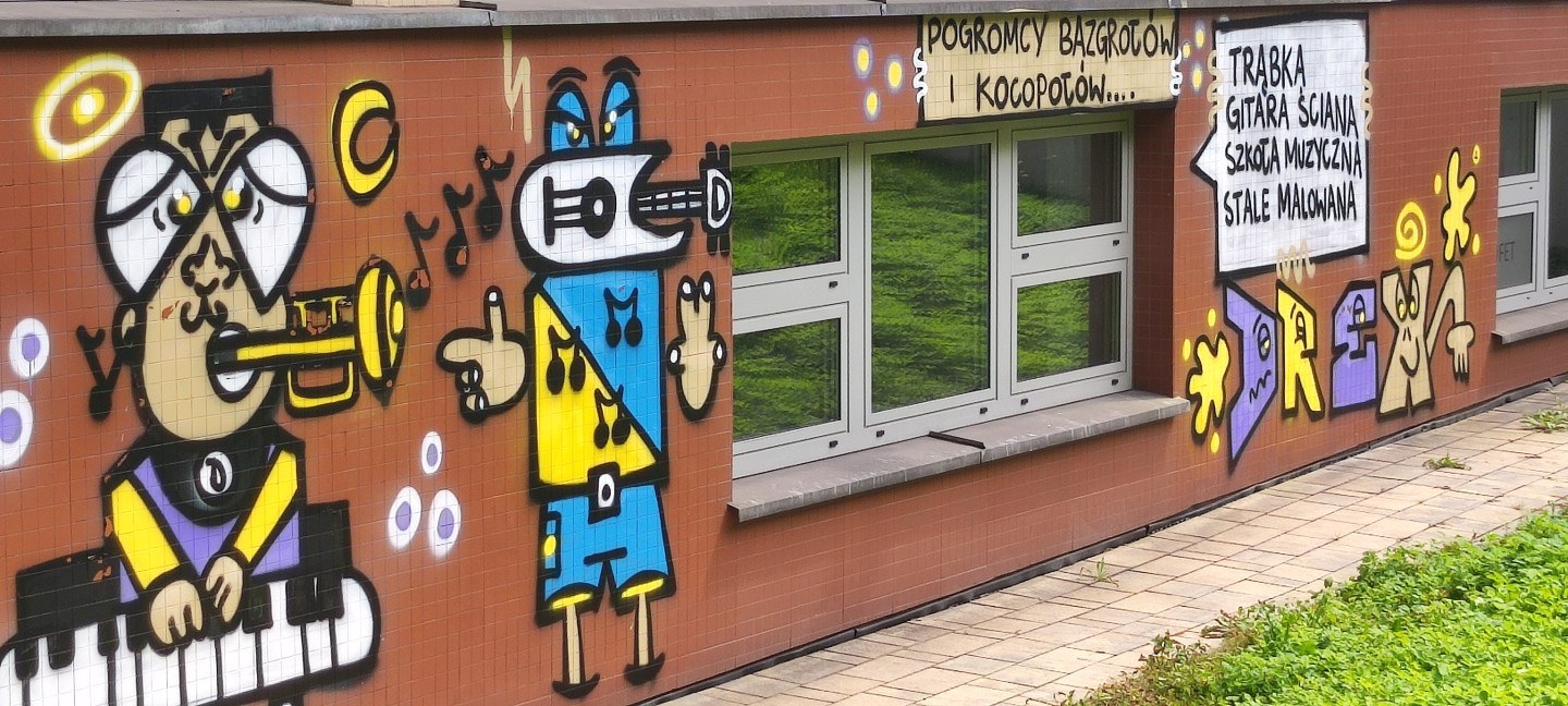 Nowe graffiti na Szkole Muzycznej w Rudzie Śląskiej