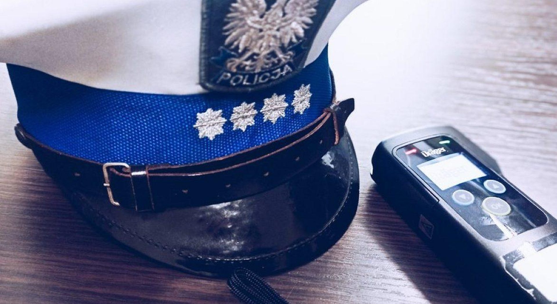 Poniedziałkowa kontrola trzeźwości - pan i pani z promilami Poniedziałkowa kontrola trzeźwości - pan i pani z promilami