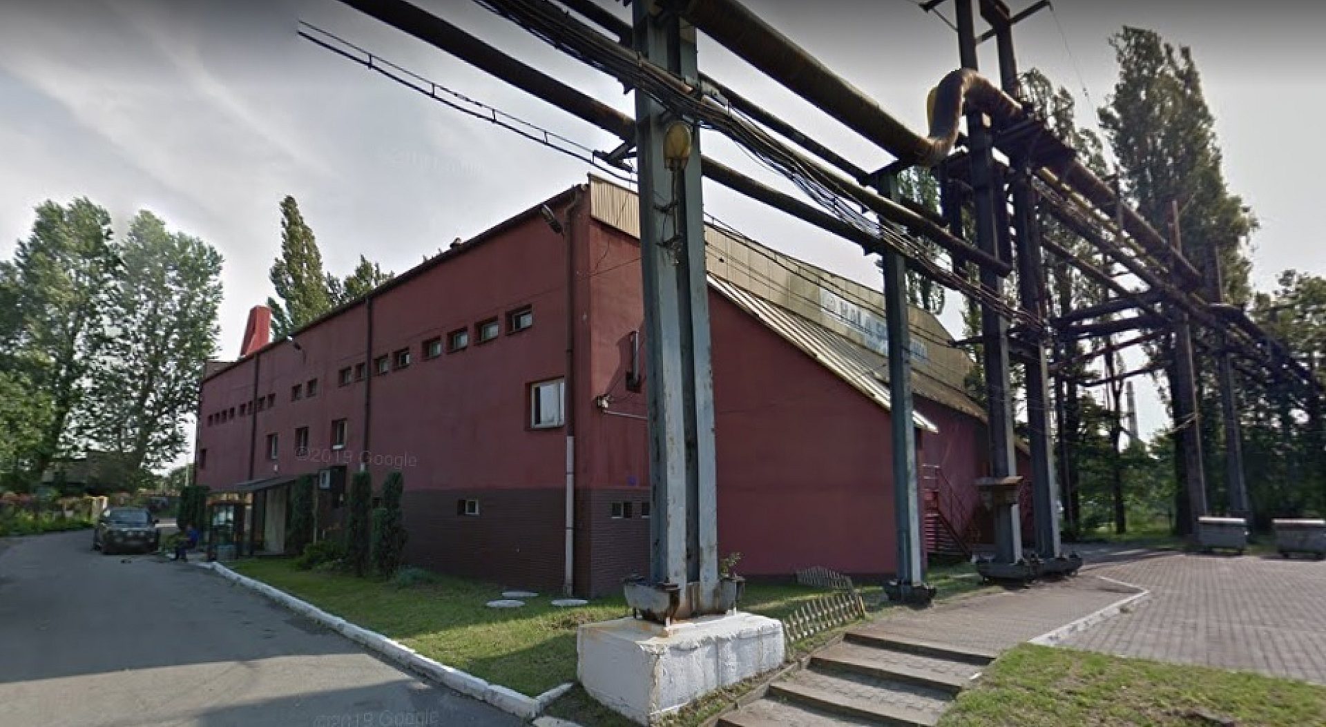 Hala MOSiR azylem dla uchodźców Hala MOSiR azylem dla uchodźców