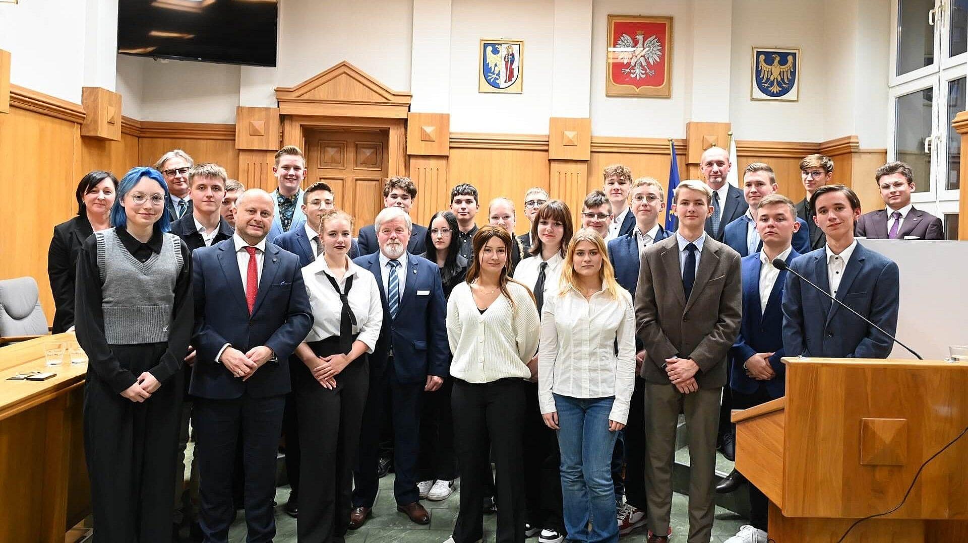 Młodzieżowa Rada Miasta XI kadencji Młodzieżowa Rada Miasta XI kadencji
