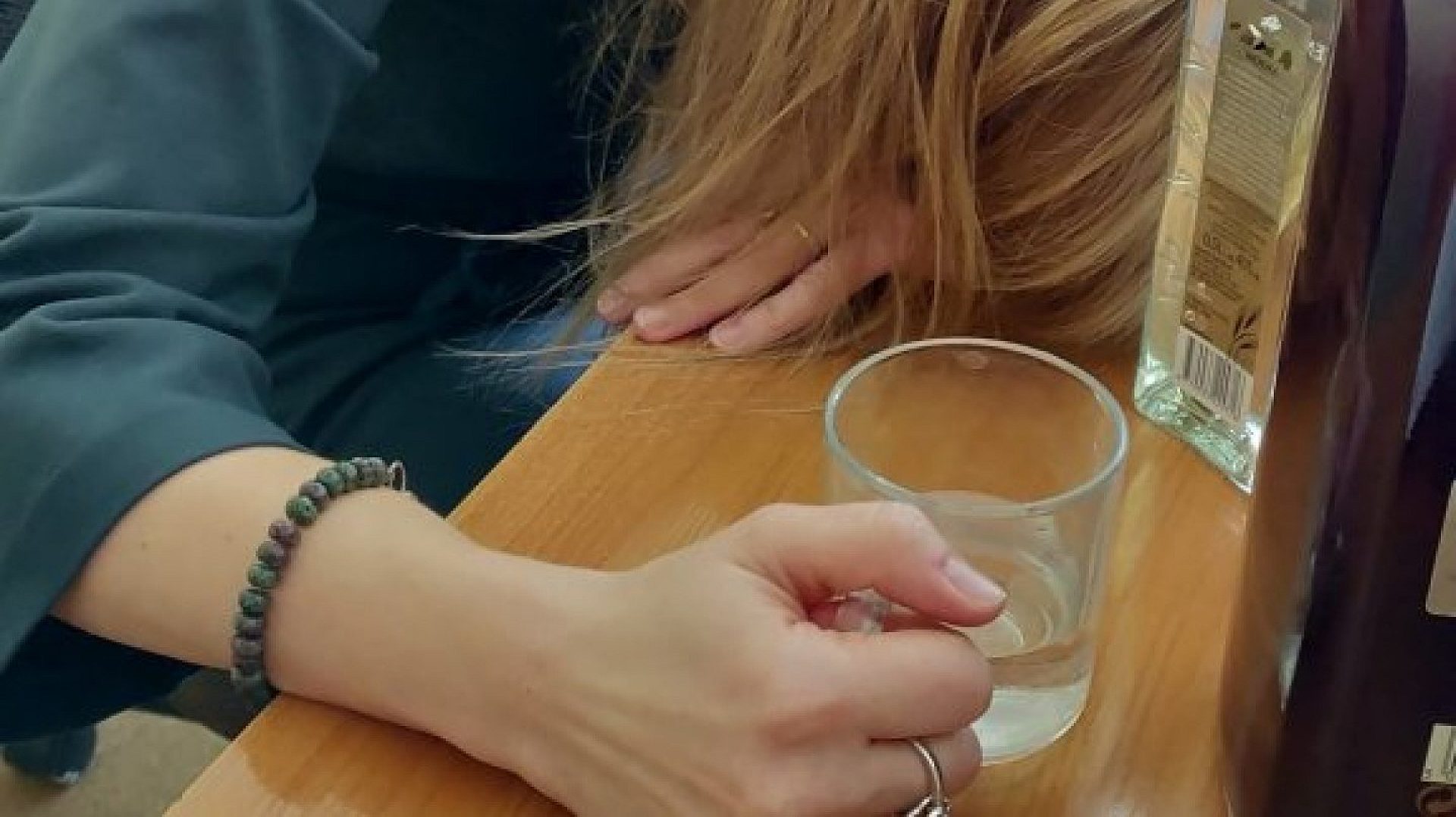 Pijana matka zaatakowała swojego syna w Rudzie Śląskiej Pijana matka zaatakowała swojego syna w Rudzie Śląskiej