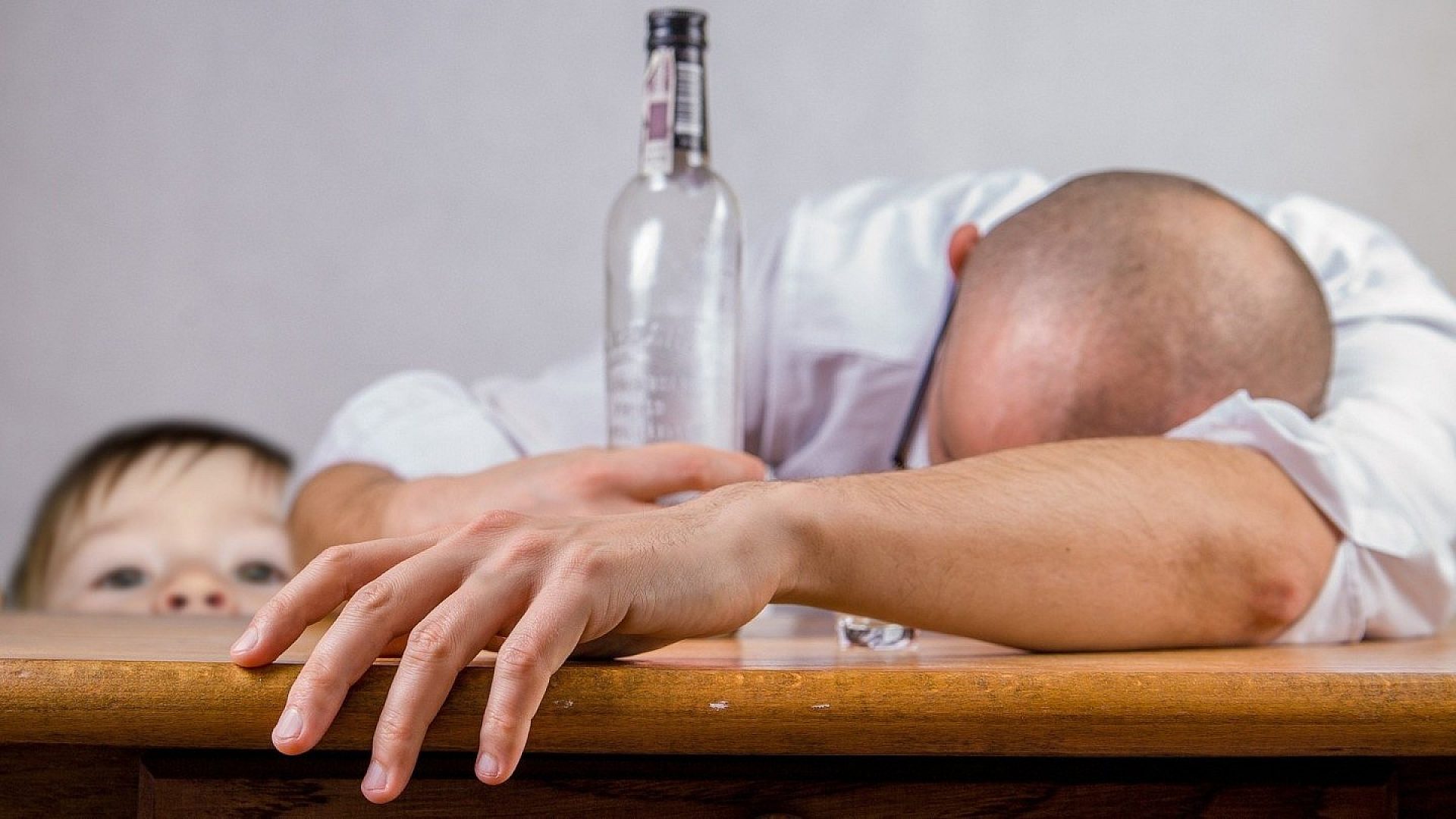 Impreza alkoholowa w Orzegowie zakończyła się interwencją policji Impreza alkoholowa w Orzegowie zakończyła się interwencją policji