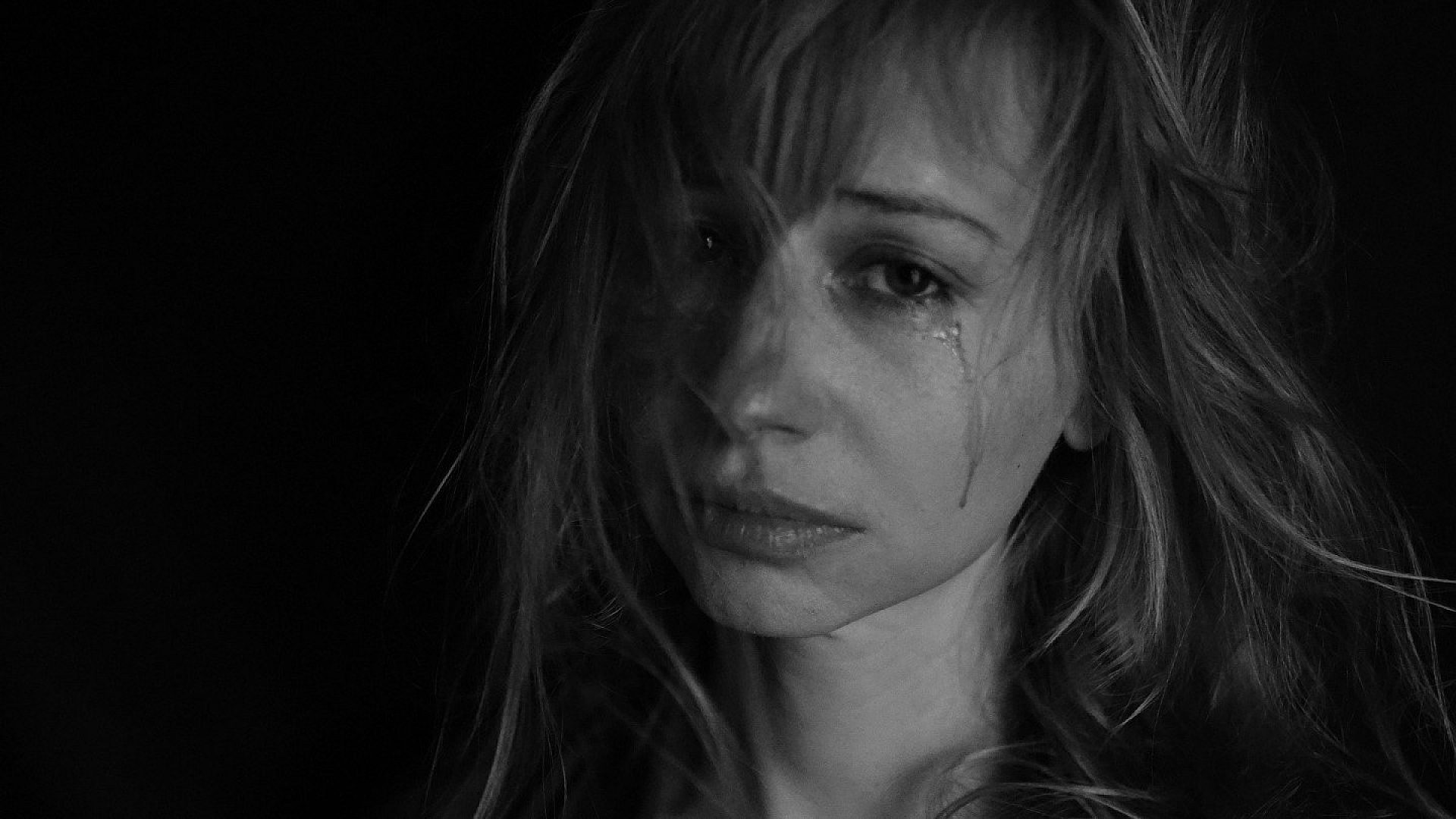 Katowana przez matkę dziewczyna nareszcie odetchnie Katowana przez matkę dziewczyna nareszcie odetchnie