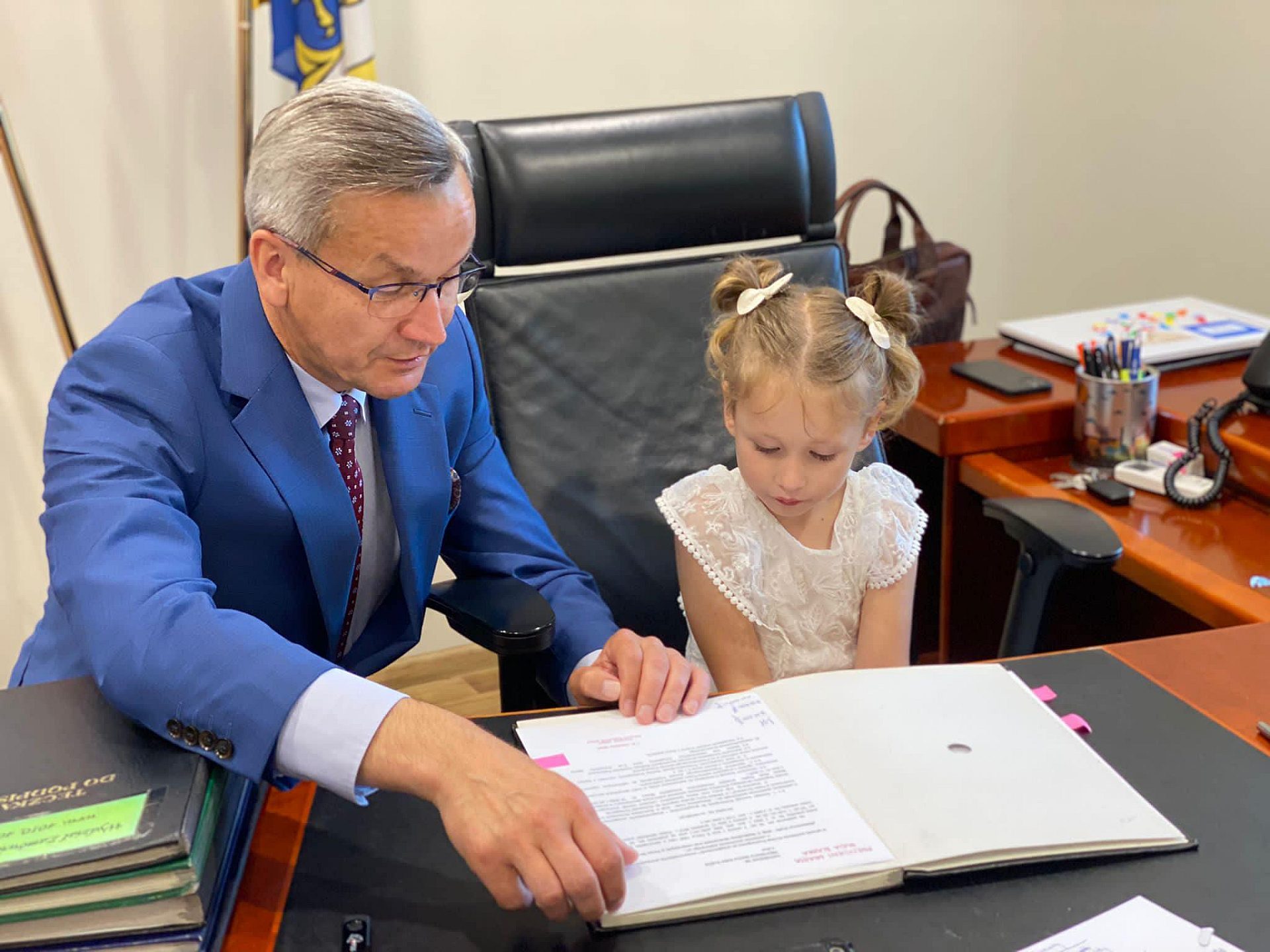 Krzysztof Mejer i 4-letnia Ania Krzysztof Mejer i 4-letnia Ania