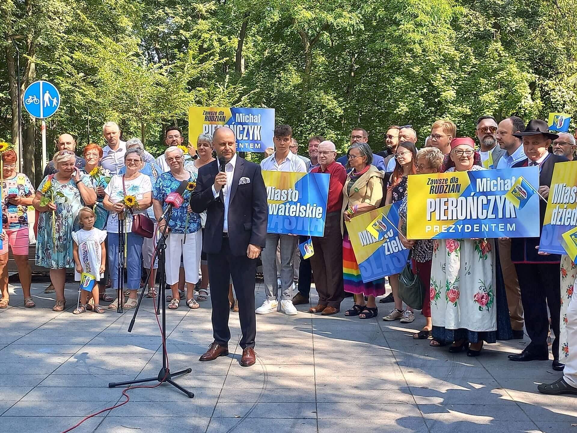 Konferencja prasowa Michała Pierończyka Konferencja prasowa Michała Pierończyka