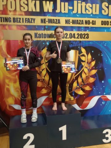 Medale, dyplomy... gdzie to trzymają? Medale, dyplomy... gdzie to trzymają?