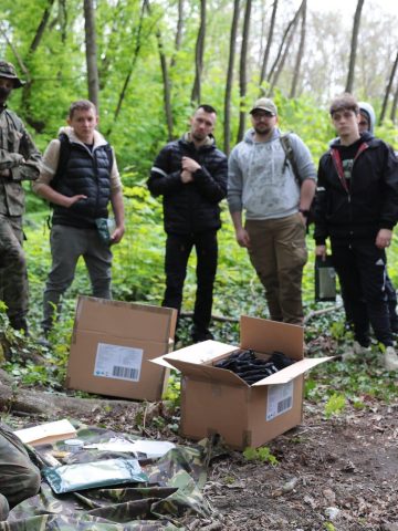 Jak przetrwać w lesie i dziczy - nauczą spadochroniarze Jak przetrwać w lesie i dziczy - nauczą spadochroniarze