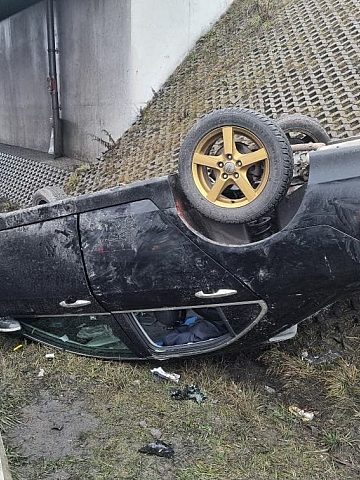 Na szczęście kobieta i jej córka nie odniosły poważnych obrażeń Na szczęście kobieta i jej córka nie odniosły poważnych obrażeń