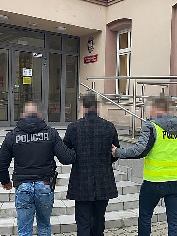 Zatrzymany 23-latek z Rudy Śląskiej z zarzutem usiłowania zabójstwa Zatrzymany 23-latek z Rudy Śląskiej z zarzutem usiłowania zabójstwa