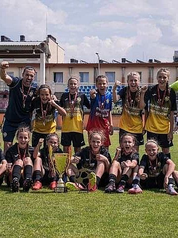Mistrzynie Polski U13 - UKKS Katowice i nasze dziewczyny! Mistrzynie Polski U13 - UKKS Katowice i nasze dziewczyny!