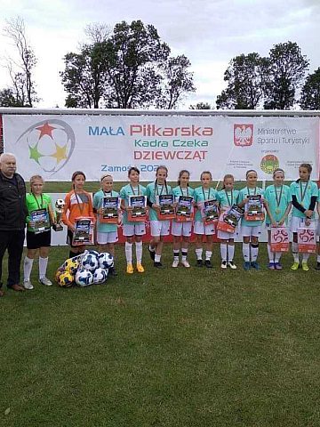 Dziewczęca drużyna piłkarska UKKS Katowice Dziewczęca drużyna piłkarska UKKS Katowice