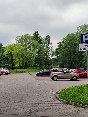Parking przy ul. Ratowników nie przeżywa oblężeń Parking przy ul. Ratowników nie przeżywa oblężeń