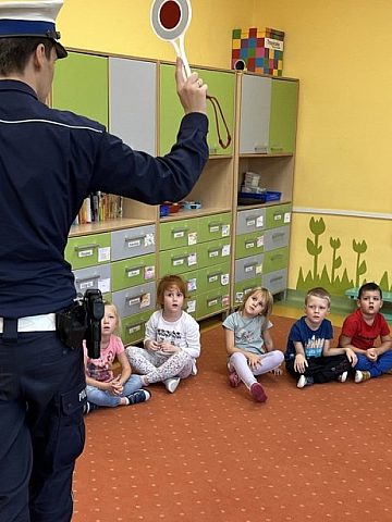 Przedszkolaki z Nowego Bytomia miały sporą wiedzę na temat bezpieczeństwa Przedszkolaki z Nowego Bytomia miały sporą wiedzę na temat bezpieczeństwa