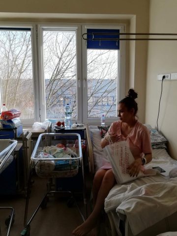 Szczęśliwa mama jednego z najmłodszych rudzian Szczęśliwa mama jednego z najmłodszych rudzian