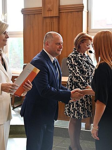 Wielu sukcesów dla nowych szefów placówek oświatowych Wielu sukcesów dla nowych szefów placówek oświatowych