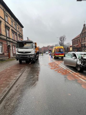 Groźny wypadek na Piastowskiej w Rudzie Groźny wypadek na Piastowskiej w Rudzie