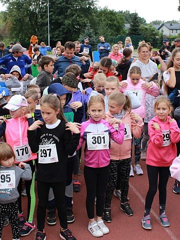 W biegu wzięła udział ponad setka maluchów W biegu wzięła udział ponad setka maluchów