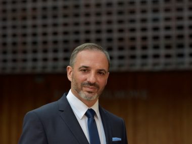 Prof. Tomasz Pietrzykowski Prof. Tomasz Pietrzykowski