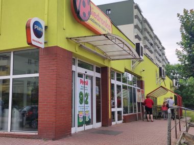Biedronka była okradana przez rudzianina przez trzy tygodnie Biedronka była okradana przez rudzianina przez trzy tygodnie