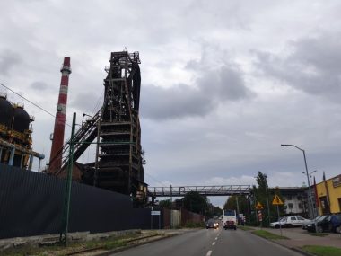 Huta Pokój straciła wizerunkowo. Fałszowane certyfikaty obiegły Europę Huta Pokój straciła wizerunkowo. Fałszowane certyfikaty obiegły Europę