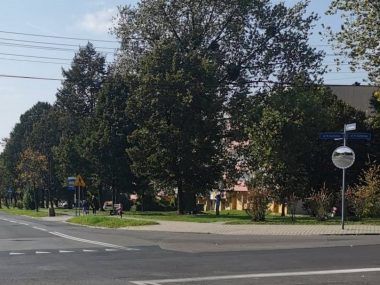 Lustro na skrzyżowaniu Korfantego i Kopalnianej ułatwi życie kierowcom Lustro na skrzyżowaniu Korfantego i Kopalnianej ułatwi życie kierowcom