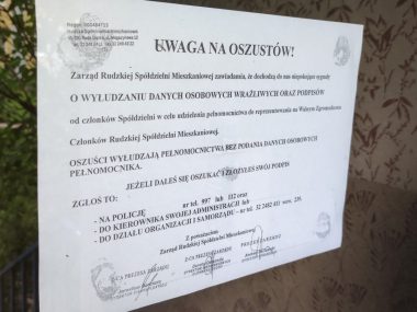 W budynkach RSM pojawiły się takie ostrzeżenia W budynkach RSM pojawiły się takie ostrzeżenia