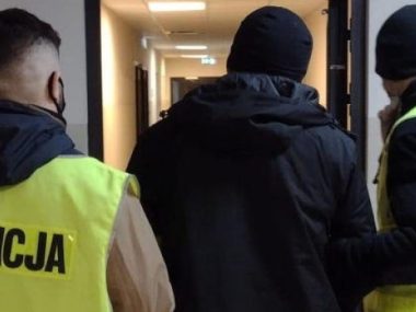 Wprost z komisariatu trafił do aresztu Wprost z komisariatu trafił do aresztu