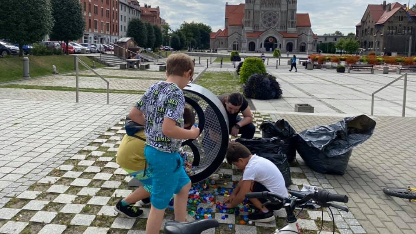 Brakuje wolontariuszy - ktoś chętny do pomocy?