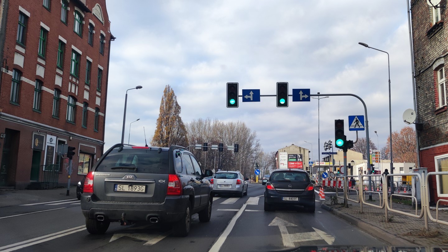 Rejestrator wjazdu na czerwonym pojawi się na skrzyżowaniu w Czarnym Lesie