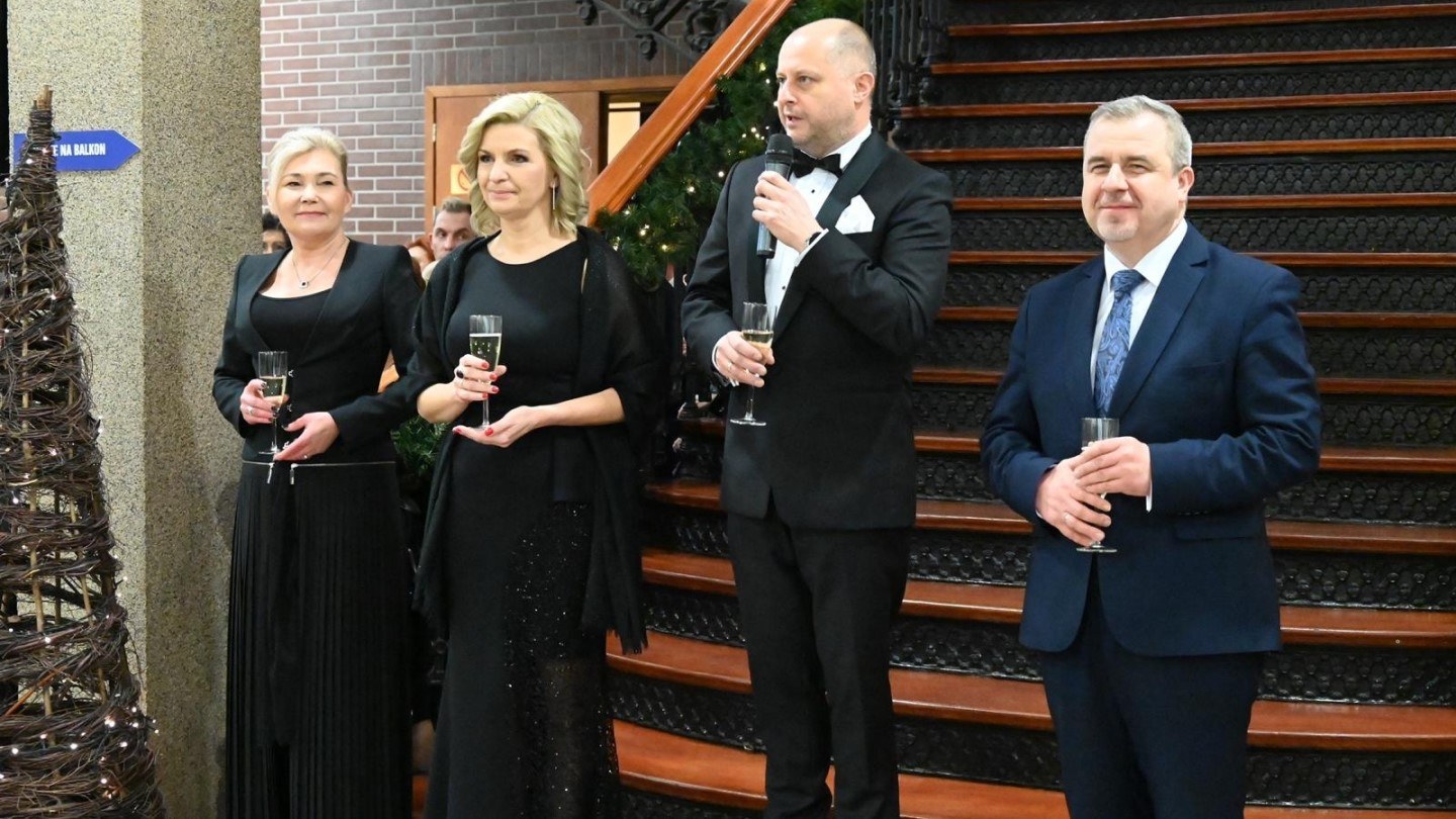 Wiceprezydenci Rudy Śląskiej otrzymali hojne nagrody "świąteczne". Za trzy miesiące pracy