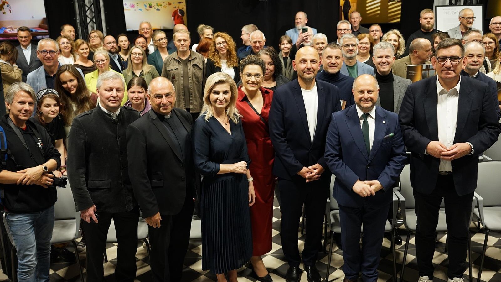 Nie/Zapomnienie – fotograficzna opowieść Krzysztofa Gołucha