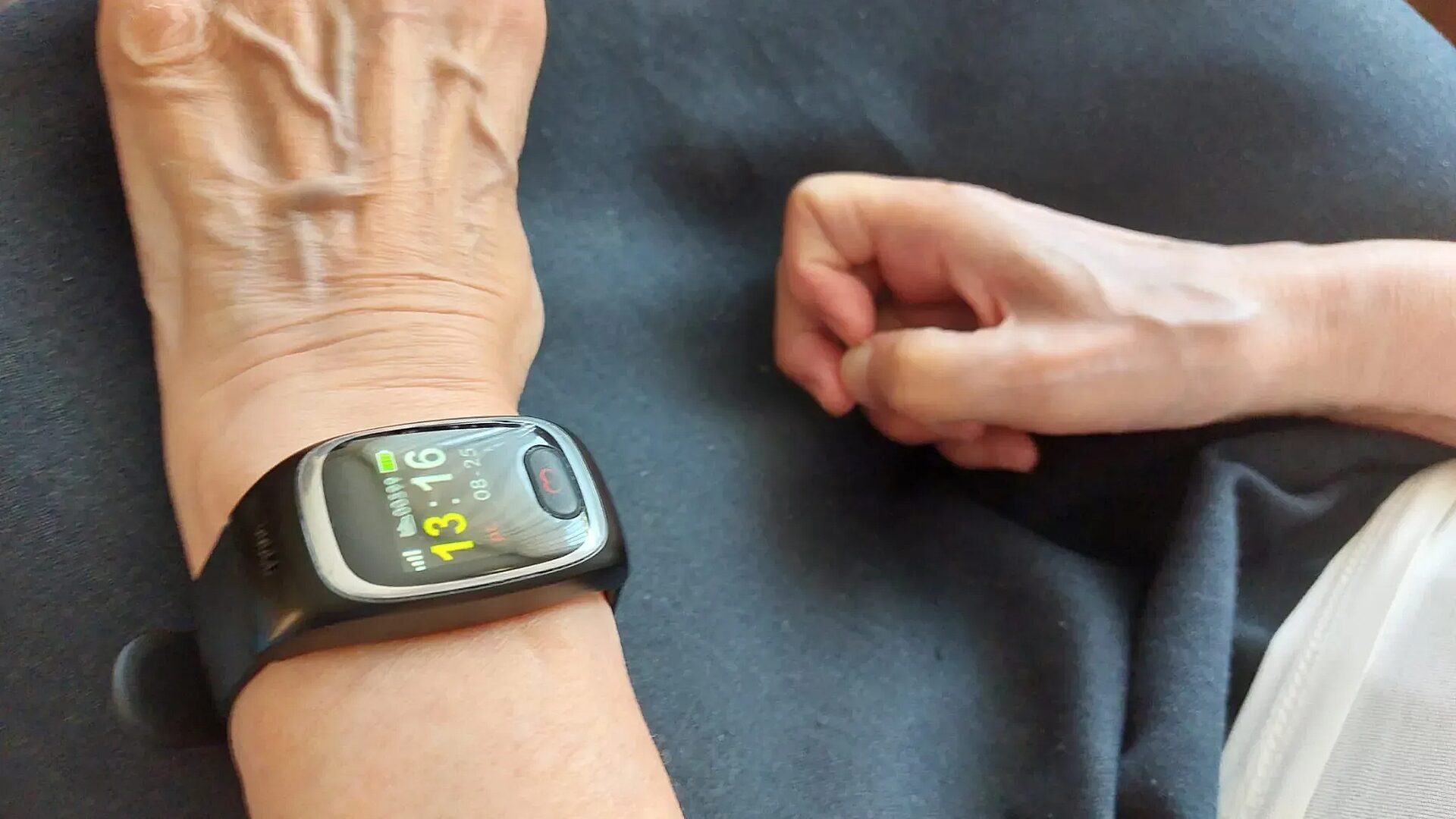 Opaska dla seniora ruda slaka Opaska dla seniora ruda slaka