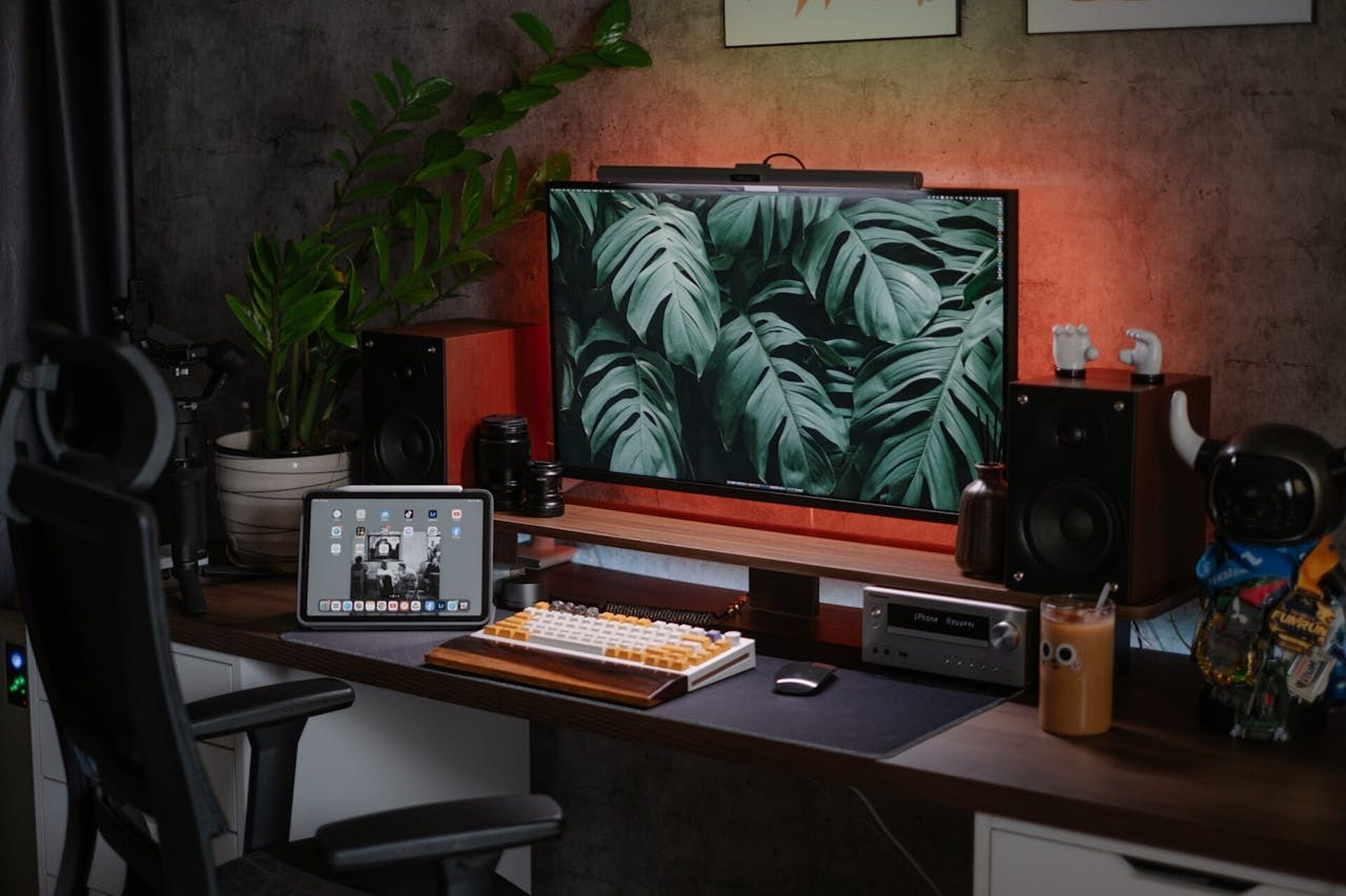 wygodne-stanowisko-gamerskie-jak-je-stworzyc wygodne-stanowisko-gamerskie-jak-je-stworzyc