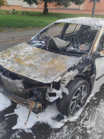 Pozar auta halemba3 Pozar auta halemba3