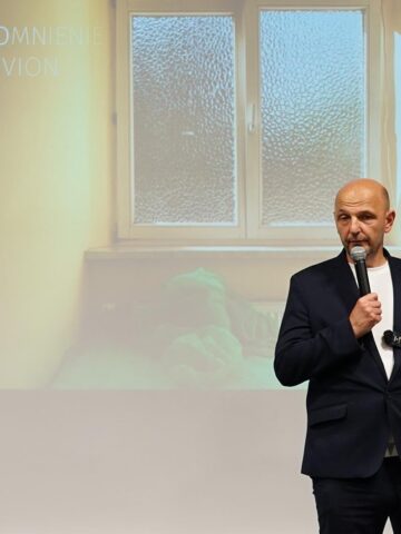 Reportaż krzysztof goluch niezapomnienie maj 2025 lukasz cyrus ODK00534 Copy Reportaż krzysztof goluch niezapomnienie maj 2025 lukasz cyrus ODK00534 Copy