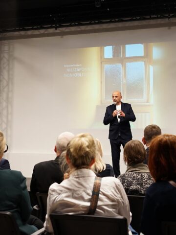 Reportaż krzysztof goluch niezapomnienie maj 2025 lukasz cyrus ODK00540 Copy Reportaż krzysztof goluch niezapomnienie maj 2025 lukasz cyrus ODK00540 Copy