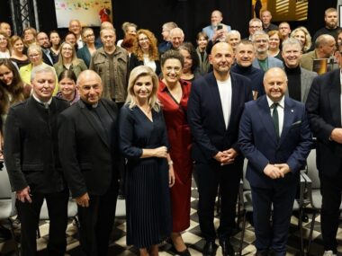 Nie/Zapomnienie – fotograficzna opowieść Krzysztofa Gołucha Nie/Zapomnienie – fotograficzna opowieść Krzysztofa Gołucha