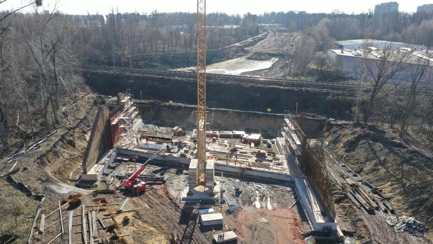 Ns magazynowa piastowska 2