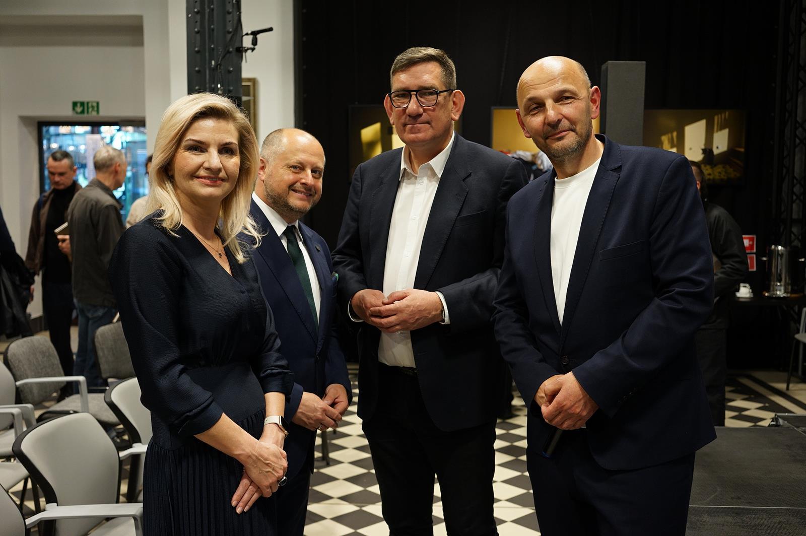Reportaż krzysztof goluch niezapomnienie maj 2025 lukasz cyrus ODK00698 Copy